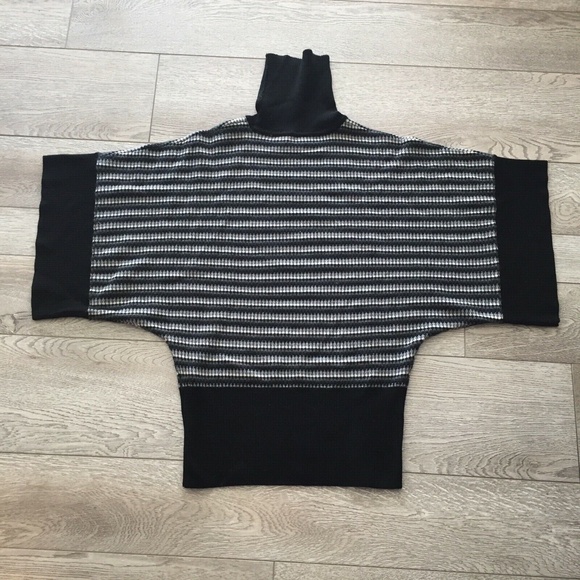 Trina Turk Women Sweater Wool Striped Turtleneck Gray Wide Sleeves 128012 Knit S - Picture 5 of 11